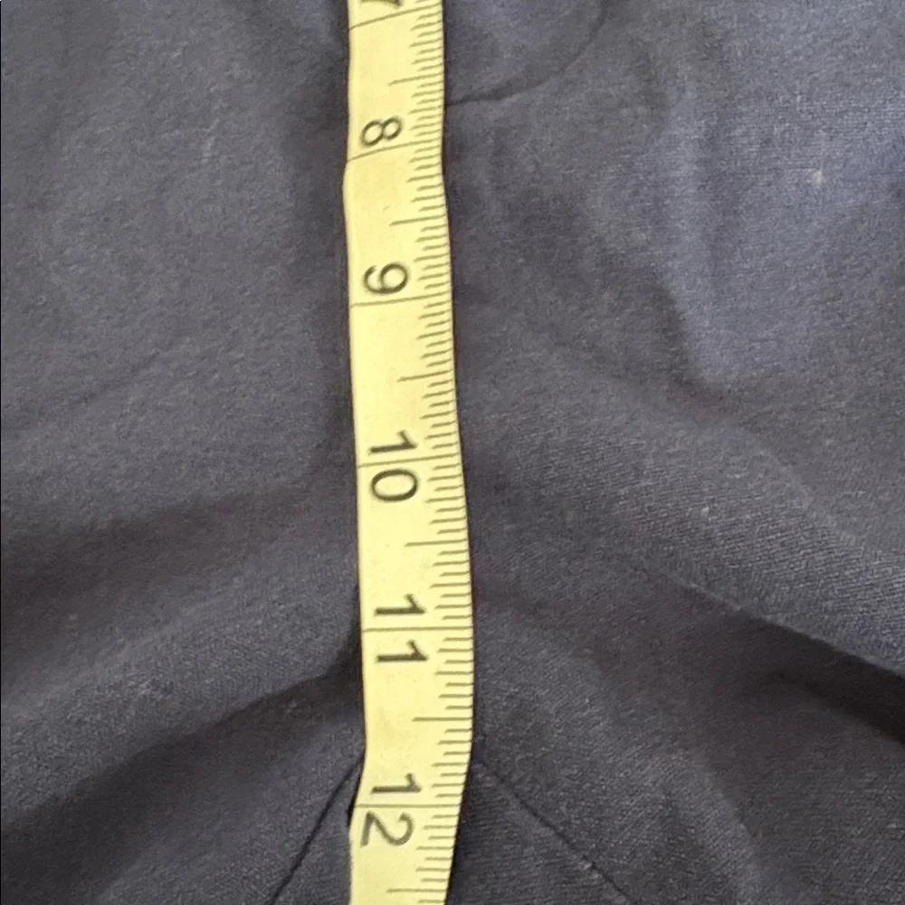 Size Small Women’s Navy Pants - Picture 6 of 8